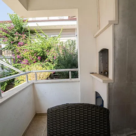 2 Bedroom Comfotable House In Apartamento